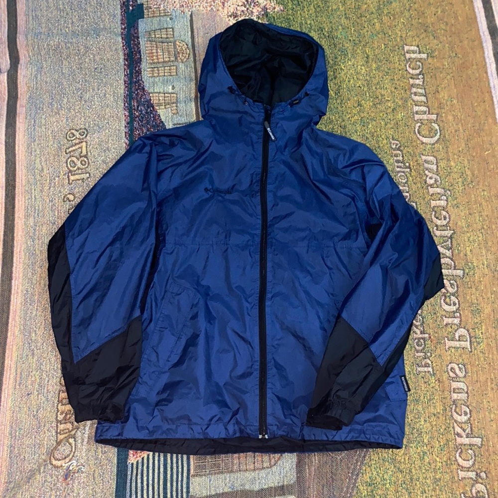 Men’s large navy and black Columbia rain jacket with hood